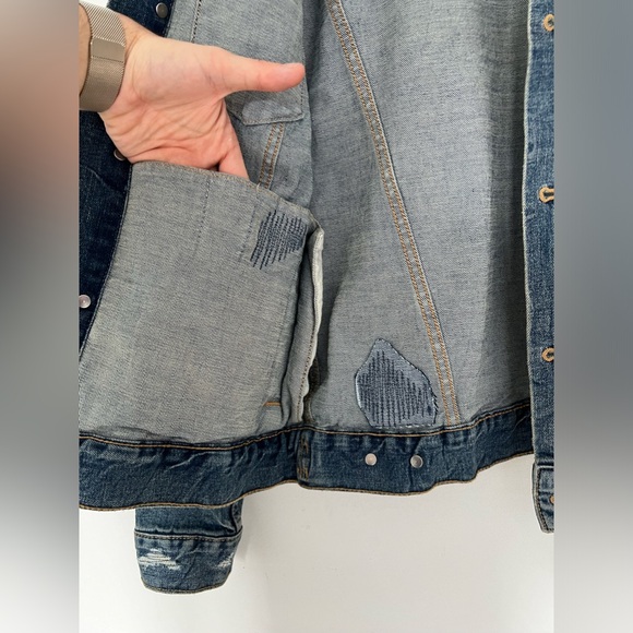 Old Navy Jacket Spring Destroy - Picture 5 of 11